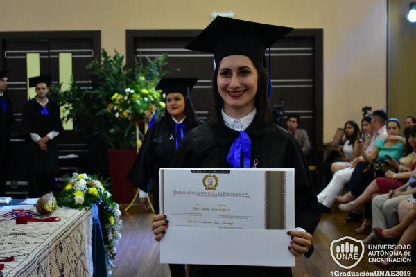 dsc-0985-graduacion-20193F53A1E2-3719-648F-1CB0-7EBCD6E4F967.jpg
