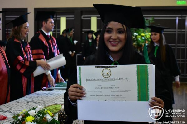 dsc-1020-graduacion-2019F03C90CB-8B87-9820-FC11-72AEFAD346EA.jpg
