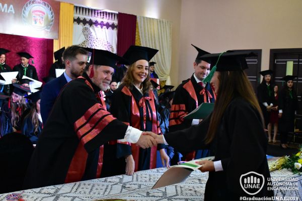 dsc-1022-graduacion-2019B853FC93-6760-1F92-8945-EB7FACB706F3.jpg