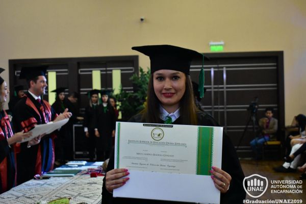 dsc-1024-graduacion-20190549CC0D-178F-FE95-3A3E-C73C6BF9E4A6.jpg
