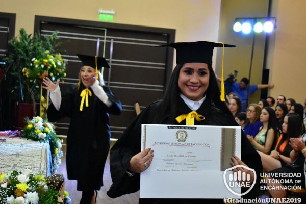graduacion-post-grado-unae-2019-1038A836F04-3E5C-D378-AFA5-23EE0D140709.jpg