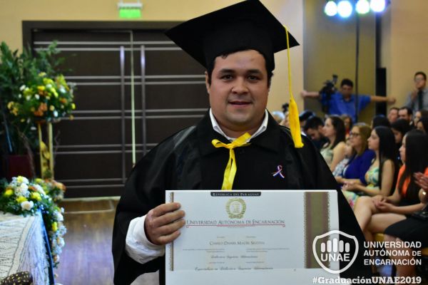 graduacion-post-grado-unae-2019-108046BD3C2-76C2-A08F-96BA-644257489496.jpg