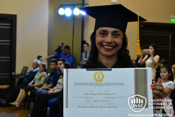 graduacion-post-grado-unae-2019-120B90953E1-CEF2-0C61-685D-1498D57CF735.jpg