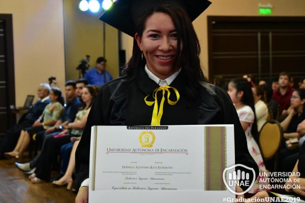 graduacion-post-grado-unae-2019-126B2EB197C-3439-9855-5AFC-D52D249BE564.jpg