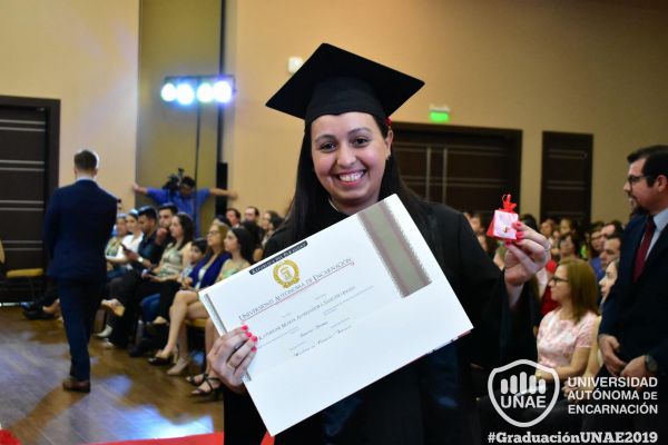 graduacion-post-grado-unae-2019-14F04510C6-6B76-1AD6-7B07-A11472BD5C8A.jpg