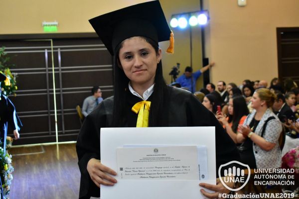 graduacion-post-grado-unae-2019-150EF8EA535-E461-9000-4992-00020E617D63.jpg