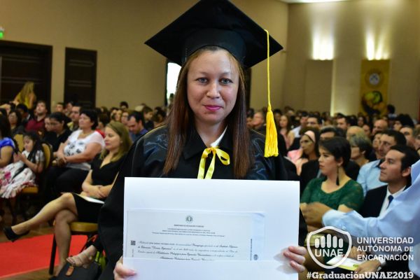 graduacion-post-grado-unae-2019-155CE25E4CD-8704-C88F-DE49-C11C5B353627.jpg