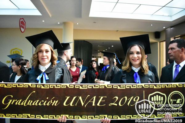 graduacion-post-grado-unae-2019-187F5A5C6C5-B42C-8339-B208-31A9BBFE5CD9.jpg
