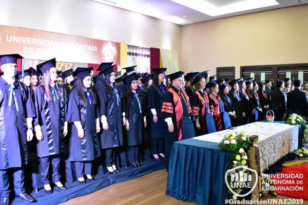 graduacion-post-grado-unae-2019-19724228E9C-F6D5-F37A-B18A-6B7C117C9487.jpg