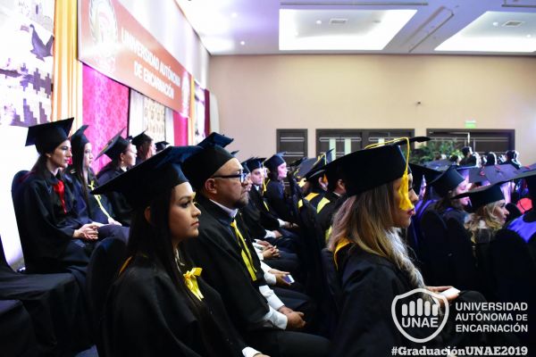graduacion-post-grado-unae-2019-204F277EF4D-FEDC-EA08-4082-07BC56F9A765.jpg