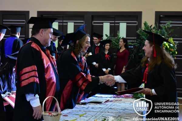graduacion-post-grado-unae-2019-47E1F069FF-365B-B820-791F-C918AE71BD29.jpg