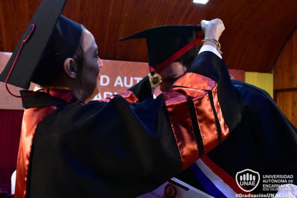 dsc-0004-graduacion-2019F20C4D26-032C-7CCB-AB8D-3F7DDA007675.jpg