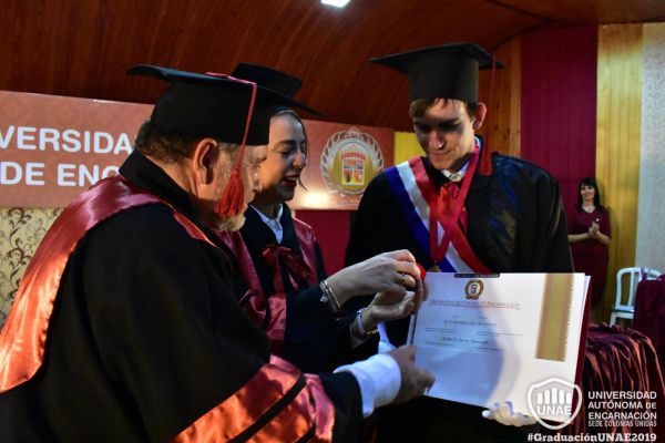 dsc-0008-graduacion-20199ED8547B-00B0-6678-27C7-EE92AFA619FA.jpg