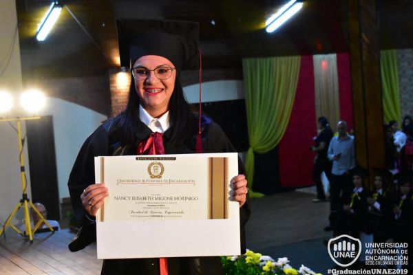 dsc-0024-graduacion-2019D0E8B46F-61F5-5574-F07C-A11FF1FAF305.jpg