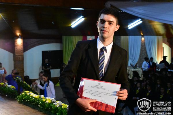 dsc-0047-graduacion-2019E07CA0AF-94F7-9EE6-4BB5-B8D27A5BD03F.jpg