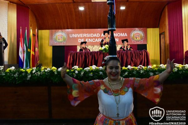 dsc-0095-graduacion-2019BD61D28D-C026-7F38-9E42-AC073A4031C1.jpg