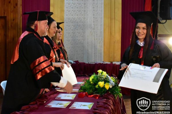 graduacion-colonias-unidas-unae-13785732B56-FB00-1C68-F0C7-4ADCA8AD8B73.jpg
