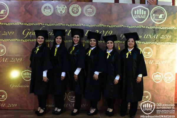 graduacion-colonias-unidas-unae-150F57E95C-5063-173A-C3B2-3DE0FA382FD6.jpg