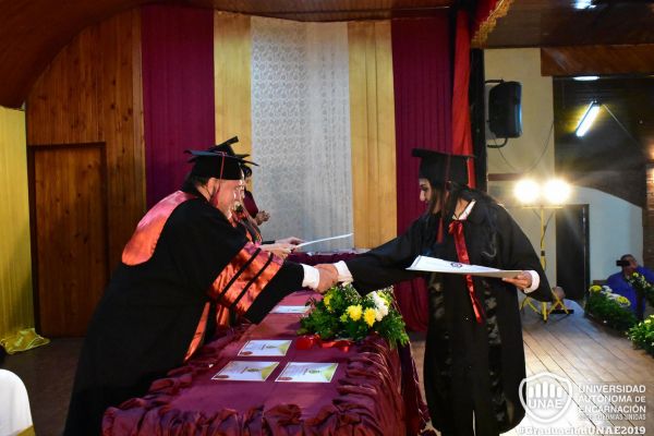 graduacion-colonias-unidas-unae-15267ACD929-CA08-4684-C52B-E14D90084C8E.jpg