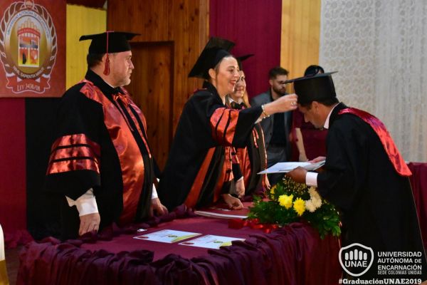 graduacion-colonias-unidas-unae-177E226C98F-257C-2C4F-FD3D-5EBFC1084A6C.jpg