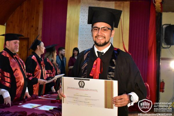 graduacion-colonias-unidas-unae-179224564D0-C163-76AB-D3C7-C7F111A7133C.jpg