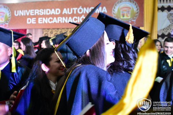 graduacion-colonias-unidas-unae-1AE9AE18B-0607-904B-C16A-55E051B0D1DF.jpg