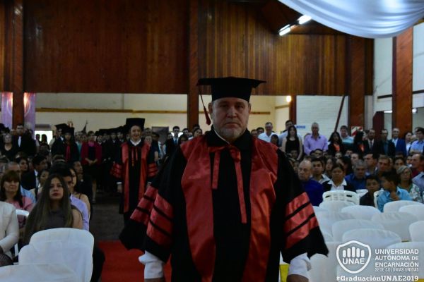 graduacion-colonias-unidas-unae-42B10459B1-7C6C-DF0F-B54B-4D1D95AEBFE3.jpg