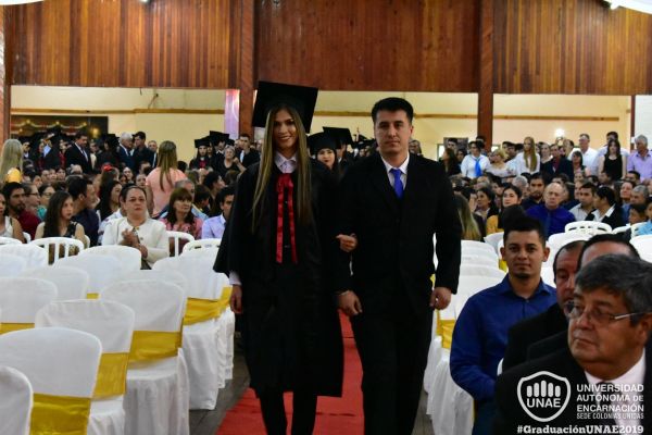 graduacion-colonias-unidas-unae-504B2F0E73-A916-B5A6-D619-E7986572F505.jpg