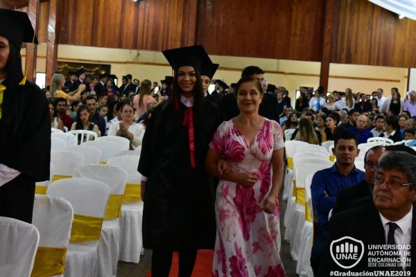 graduacion-colonias-unidas-unae-51F6438975-F2B7-7EEE-0142-8EB24CAD4704.jpg