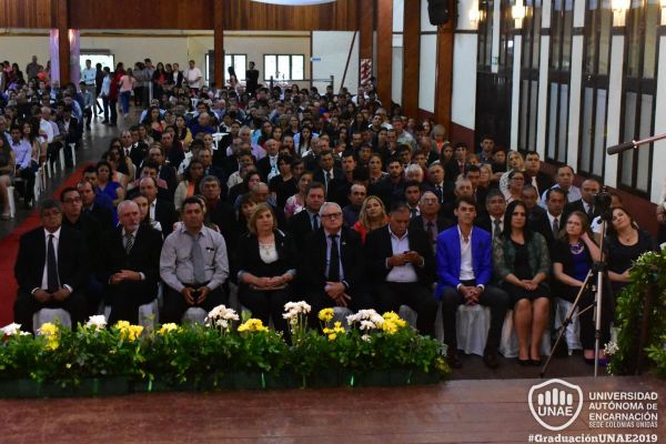 graduacion-colonias-unidas-unae-83C9D79274-E601-1B86-7116-F4EBEFC42D05.jpg