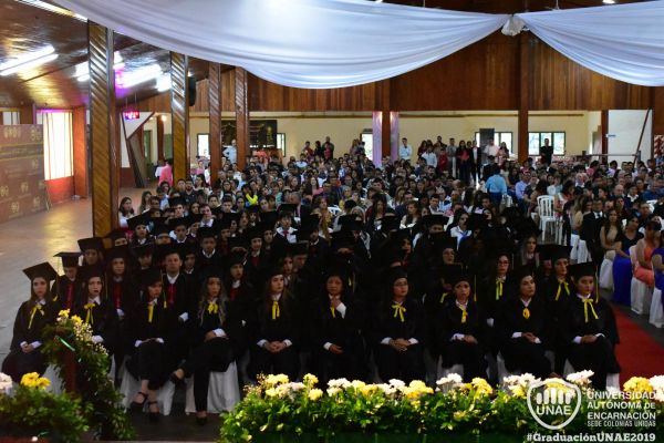 graduacion-colonias-unidas-unae-849EB3B57E-8E08-9448-3215-19FB9A1BCDD5.jpg