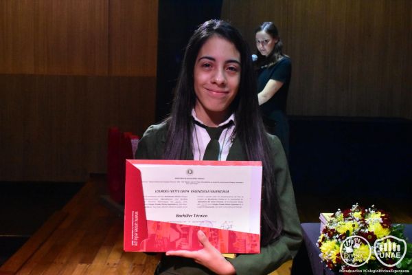 colegio-divina-esperanza-tercero-bti-unae-167D395C9C-74F3-22E6-BF68-ED706952CC57.jpg