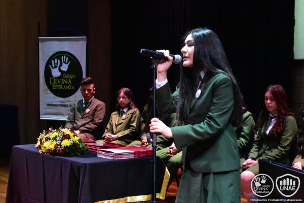 graduacion-colegio-divina-esperanza-2959E2191E-E9DC-E24E-3A2E-777A889F16C7.jpg