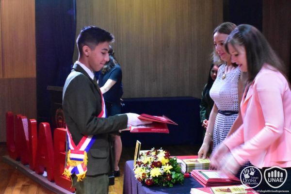 graduacion-colegio-divina-esperanza-noveno-grado-157A06EE54-BA04-37EF-D13B-0FC829234ED2.jpg