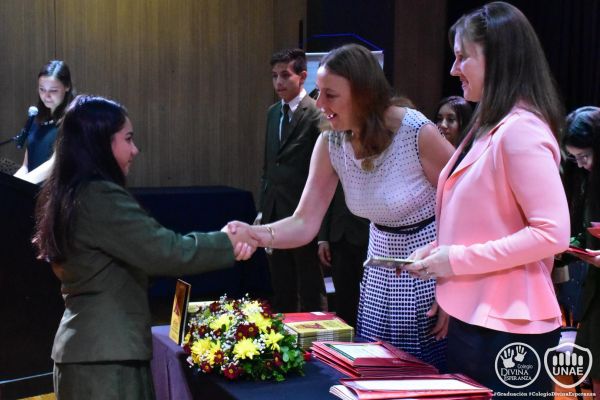 graduacion-colegio-divina-esperanza-noveno-grado-17162BD947-A546-A115-A526-C9C30122079E.jpg