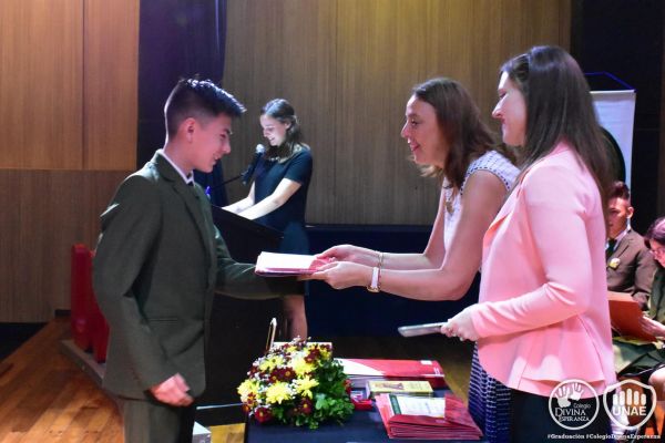 graduacion-colegio-divina-esperanza-noveno-grado-27CF1D3E16-B83E-FD0A-447A-E7393A162C80.jpg