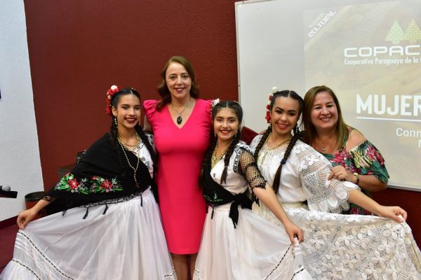dia-de-la-mujer-paraguaya-unae-2019-04DFB5A925-901C-CCE7-0A33-66E11E5044F8.jpg