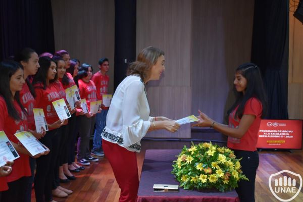 beca-alumno-5-unae-2020-500D1E78A9-794D-1883-0864-B5EFC586AC05.jpg