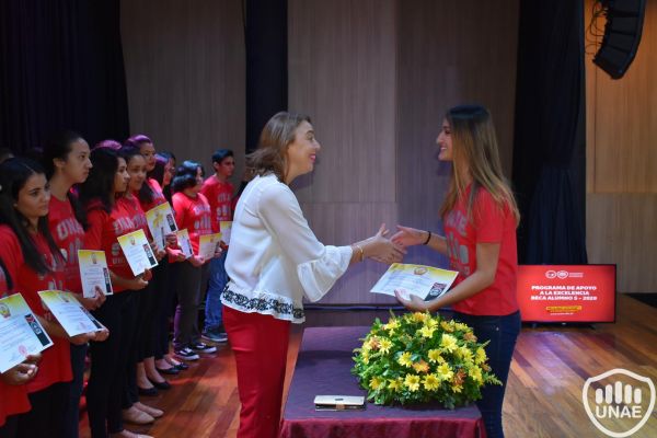 beca-alumno-5-unae-2020-51E9B3F4E7-E8C4-908F-2904-C69423B813FB.jpg