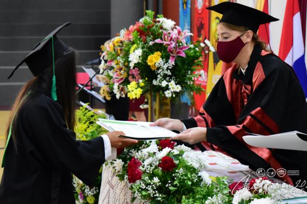 graduacion-unae-isede-2020-1623070DAA-05BE-84C5-56CB-34272855ABE1.jpg