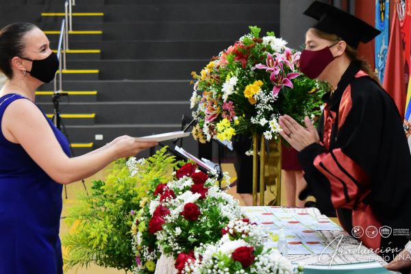 graduacion-unae-isede-2020-849400C47-DB47-5A17-3C5D-8692FAFED599.jpg