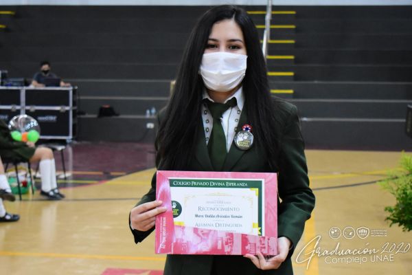 graduaci╟№n-colegio-divina-esperanza-unae-2020-206222cb52-5f32-6f2b-791d-90171c9b72b818138BAF-D86C-72E4-12E6-0A42CBD1151A.jpg
