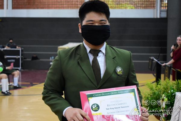 graduaci╟№n-colegio-divina-esperanza-unae-2020-22f04f9743-0985-f497-6b81-f008d6673e6bBE4BF80B-DA05-385D-CF48-F2BA219DB6EF.jpg