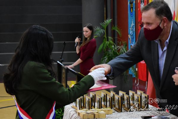 graduaci╟№n-colegio-divina-esperanza-unae-2020-54507e99a3-b666-2844-6dbf-515afb8139b7B24F8A88-DCB1-3F8B-3E0E-D8E962BD45EC.jpg