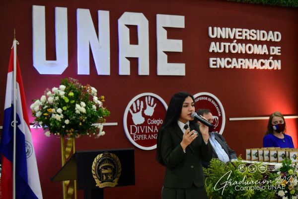 graduaci╟№n-colegio-divina-esperanza-unae-2020-69bef8bc7-3075-fd54-5255-f10e3fadfc09C15B49D8-4329-64E9-A58C-AB0A8DB040AB.jpg