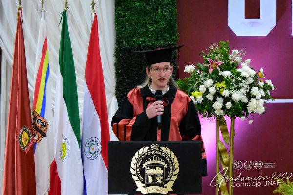 dsc_0061-graduacion-202056764953-2ae5-0dac-dc21-6bc04e0f74b5E2306F24-9AE0-B6C7-3DED-7D1481DC2231.jpg