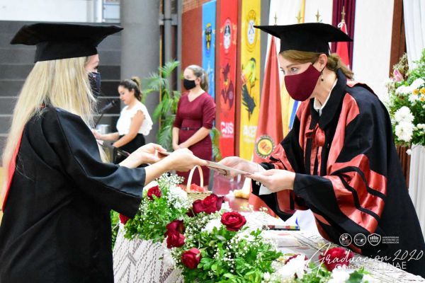 dsc_0096-graduacion-2020ccabbeed-c312-4ea8-1dad-f8b6adfffeed3EBCFBD8-7006-868C-38C9-0536E518691B.jpg