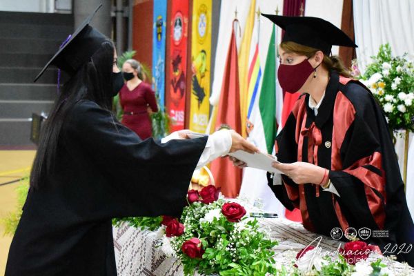 dsc_0319-graduacion-2020bff68b1e-1116-7f03-7218-ed824feb7220F9A9AFA0-83FC-DCE0-8673-ECF346C2854B.jpg