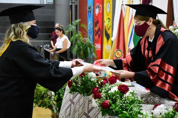 dsc_0540-graduacion-20204f3b6a35-3e43-ab62-f8b8-17050fdab4b9BDFFC688-B67C-07A9-A0E1-F0190FA05374.jpg