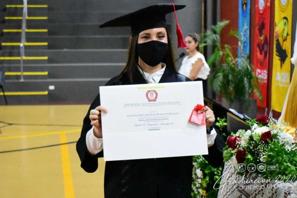 dsc_0629-graduacion-2020a54b300b-c453-aa93-855c-83460af65f00985A6755-4EAA-7137-067A-04448CA045F6.jpg